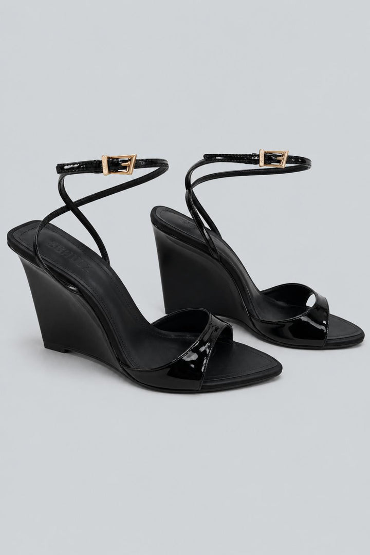 Elodie Sandal - Black - 9.5 - Heels