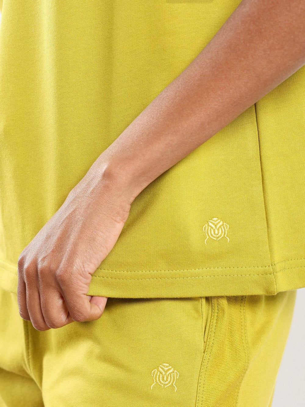 Eman Sweat Shirt - Avocado Oil - Sweatshirt