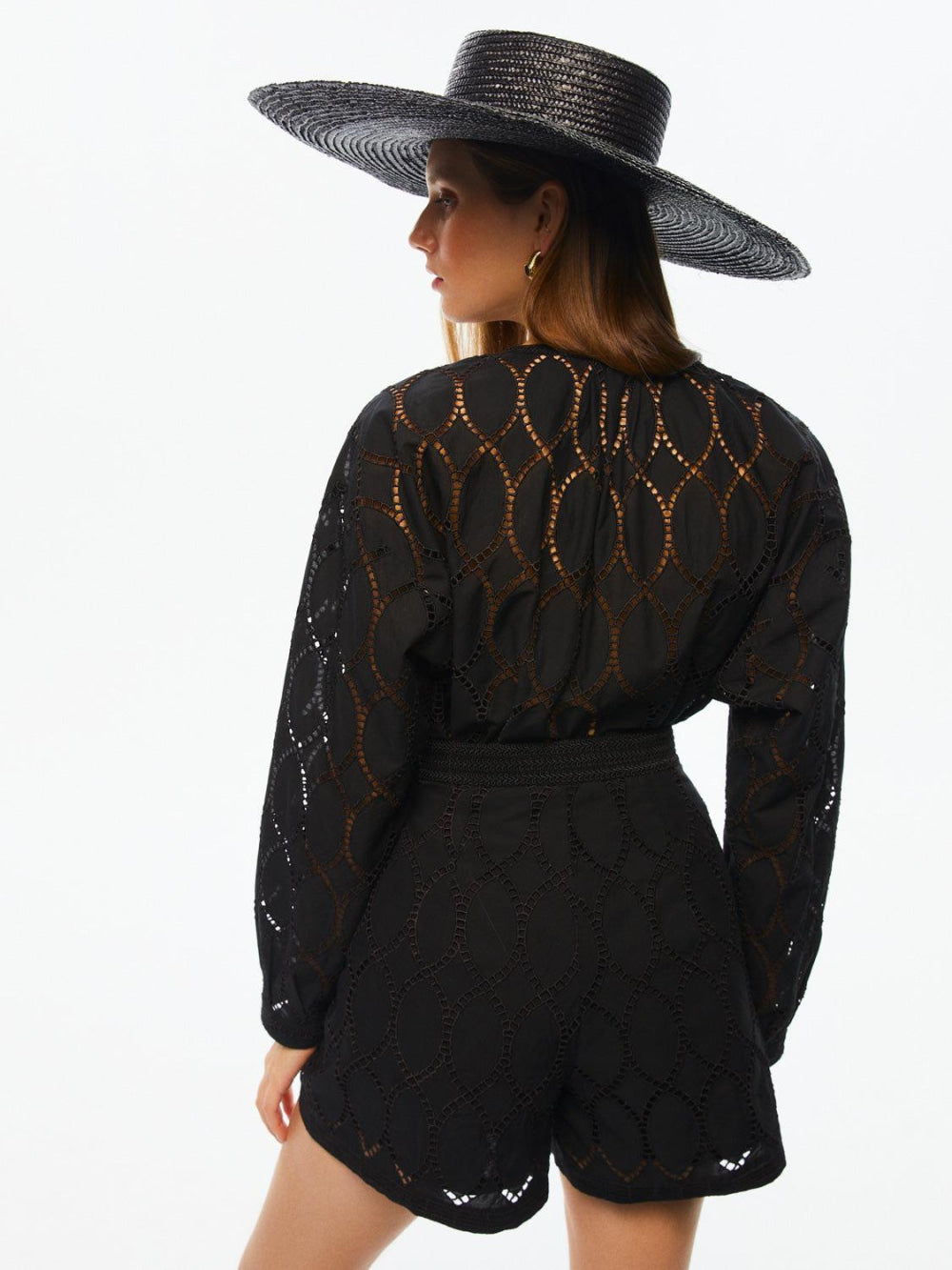 Embroidered Wide-Leg Shorts - Black - Shorts