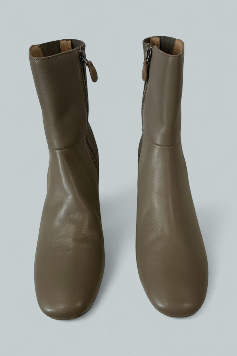 Emily Leather Boot - Shitake Leather - 10.0 - Bootie