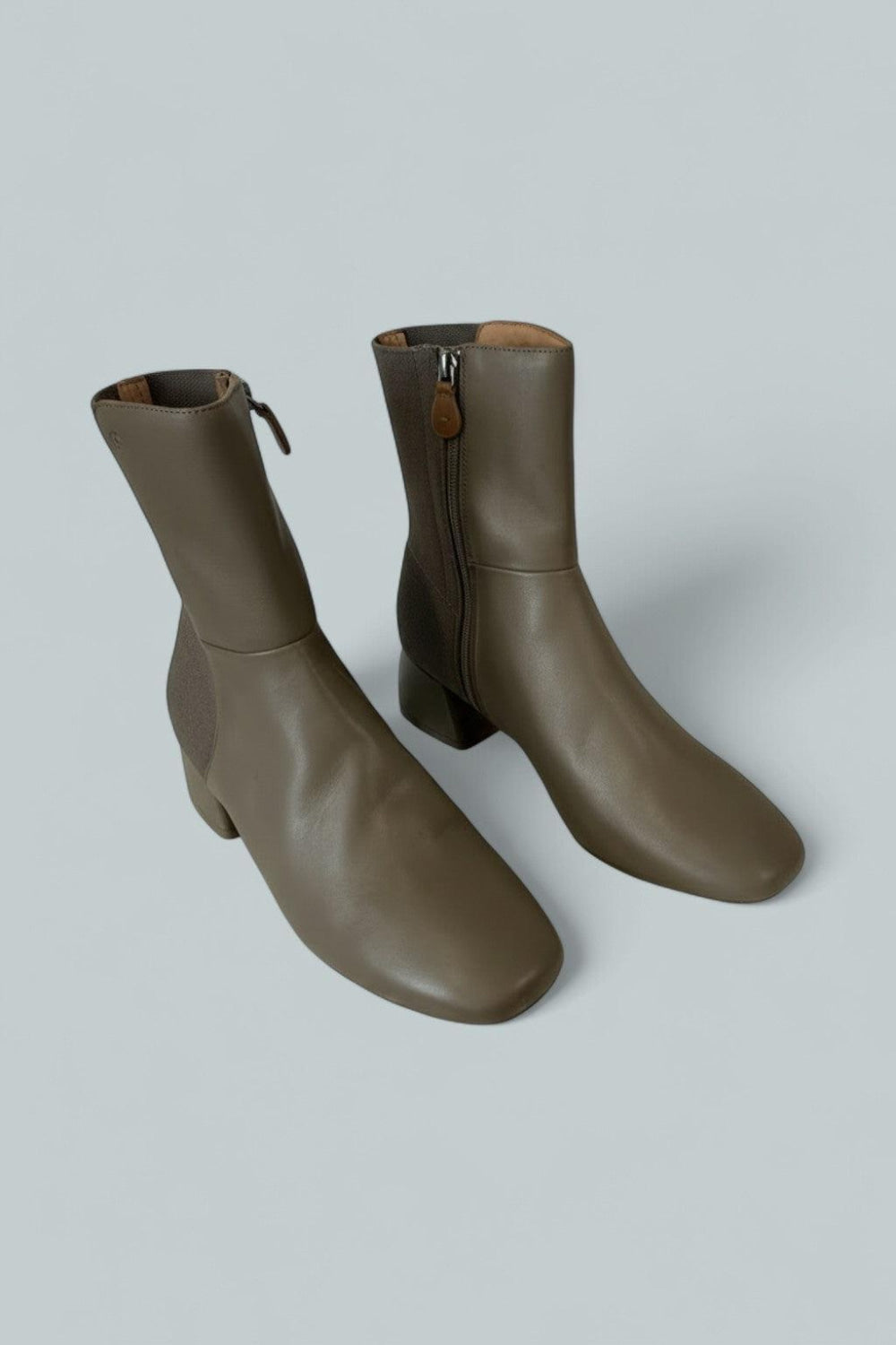 Emily Leather Boot - Shitake Leather - 10.0 - Bootie