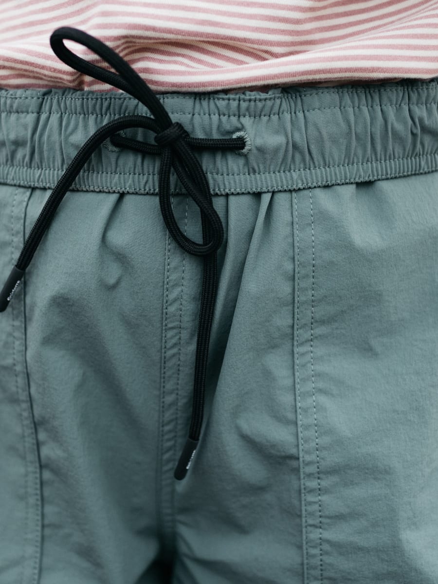 Women's Walker Hybrid Shorts - Deep Sea