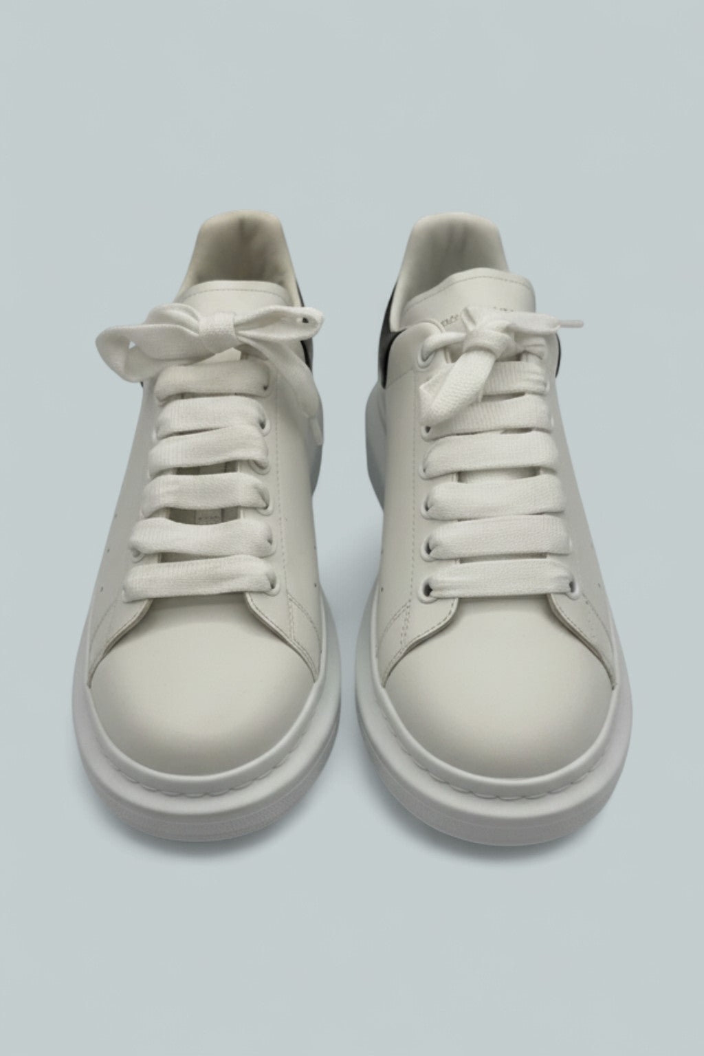 Oversized Sneakers - White/Black