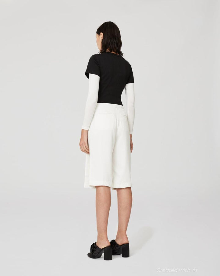 Front-flap Liesl Short - White - Shorts