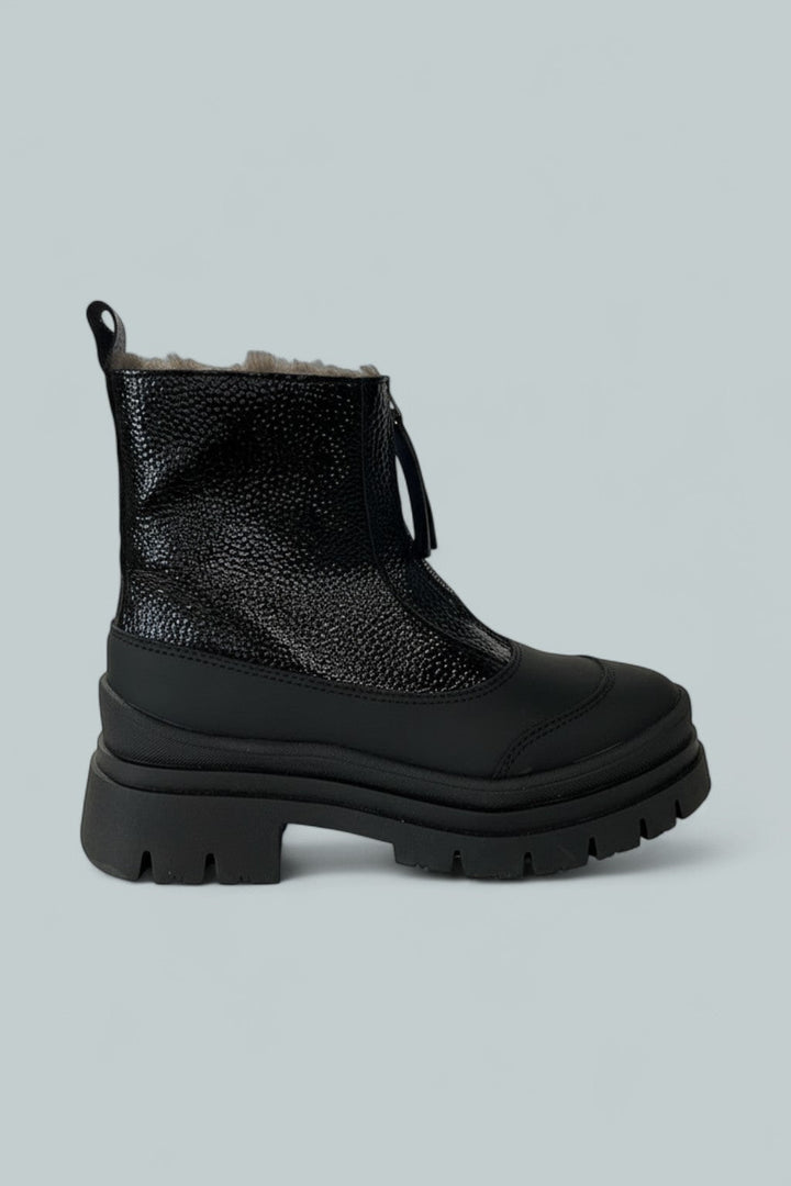 Women's Caleb Boots - Black Pebbled Patent