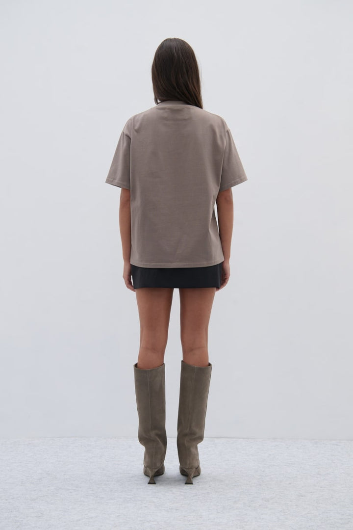 Early Tee - Taupe