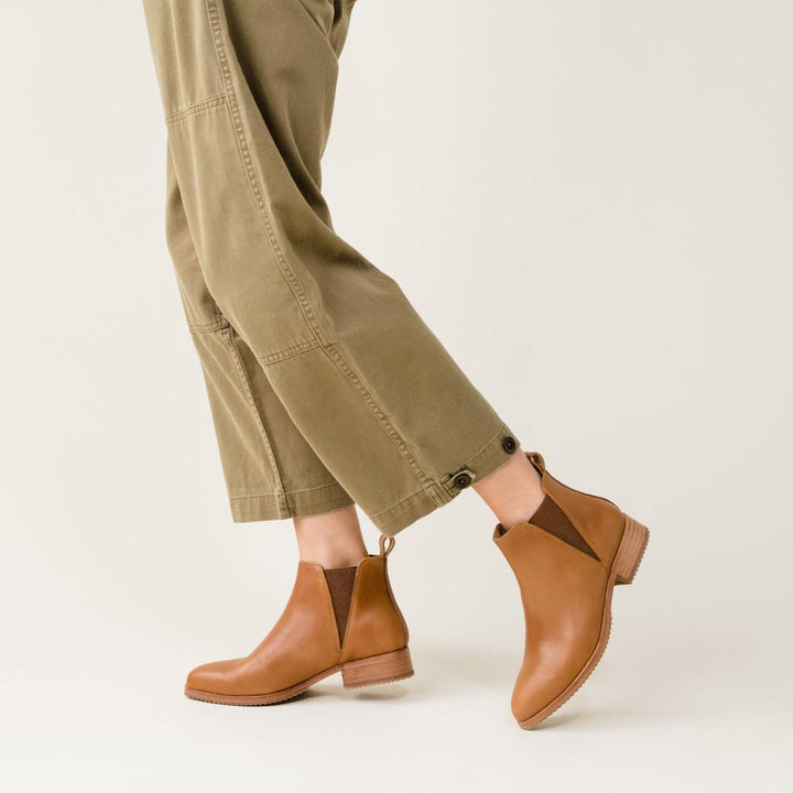 Eva Everyday Chelsea Boot - Nutmeg - FINAL SALE
