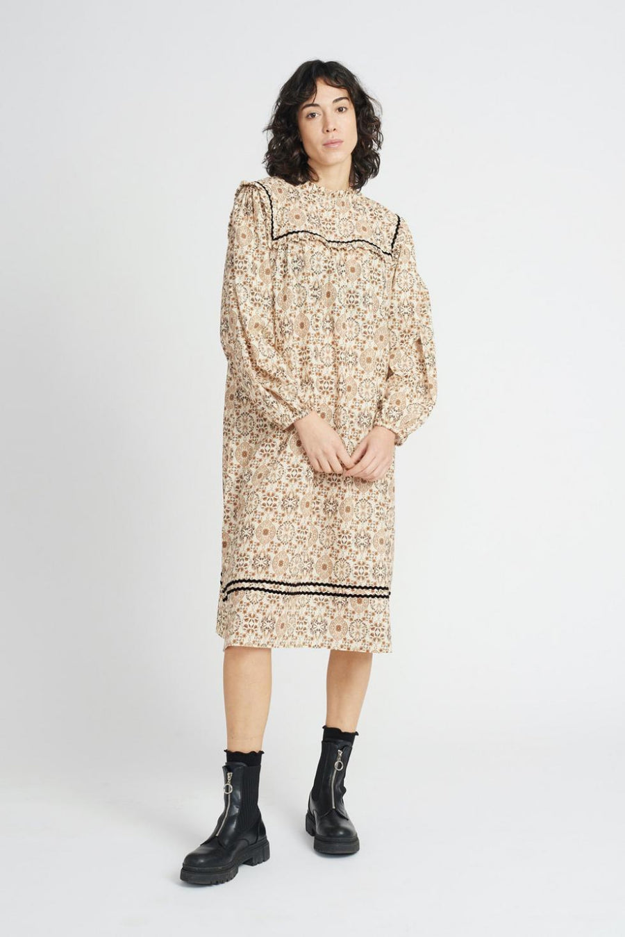 Gabriella Woman Dress - Vintage Floral - Dresses