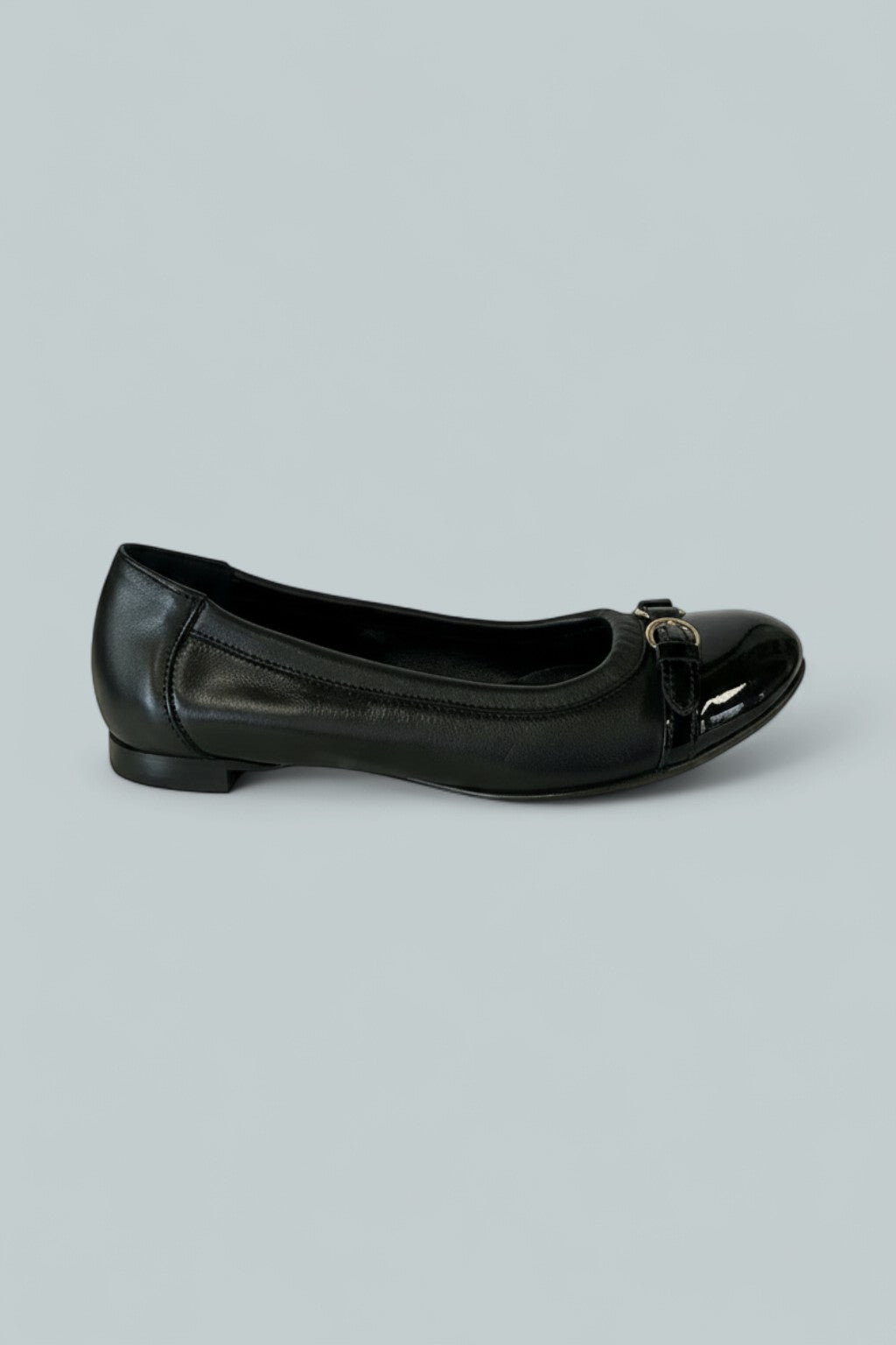 Women's Monika Cap Toe Ballet Flats - Black/Gold