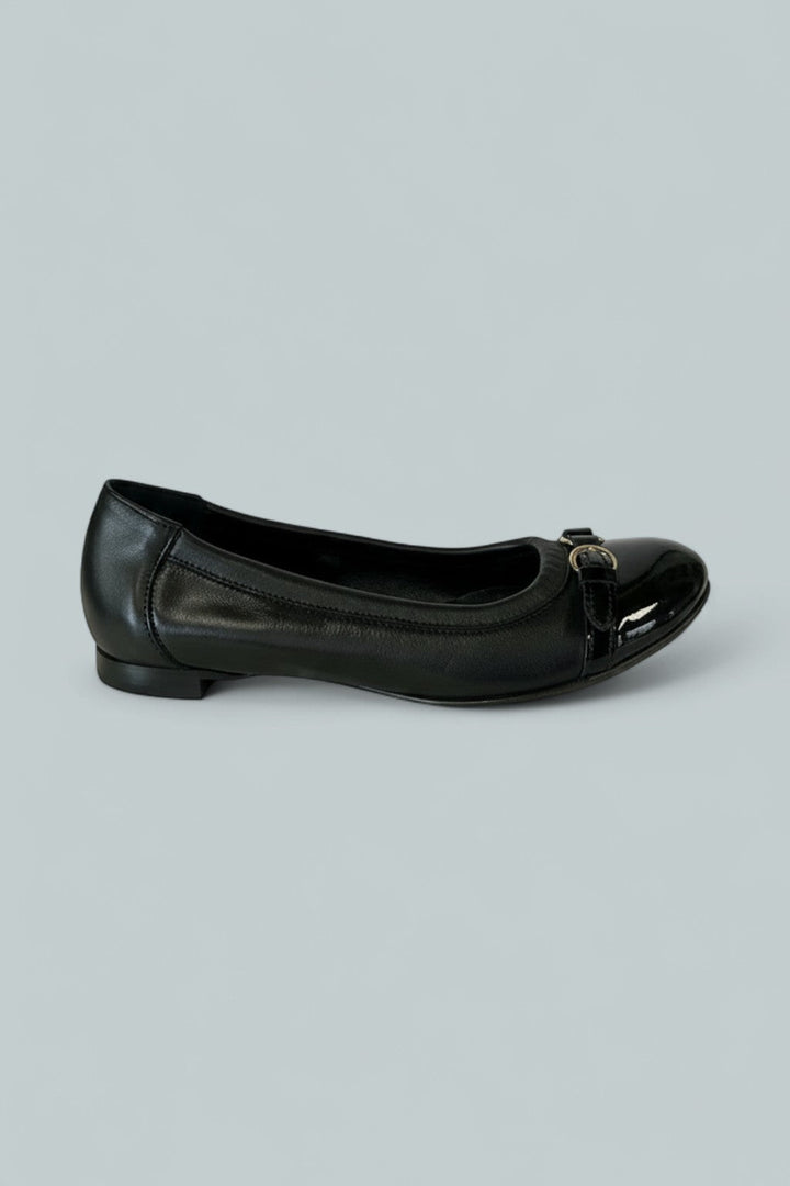 Women's Monika Cap Toe Ballet Flats - Black/Gold