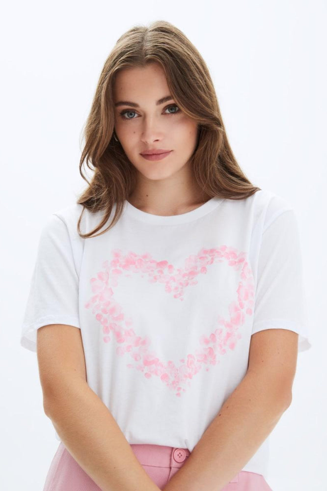 Heart Petals Wide T-Shirt - White - T-shirt
