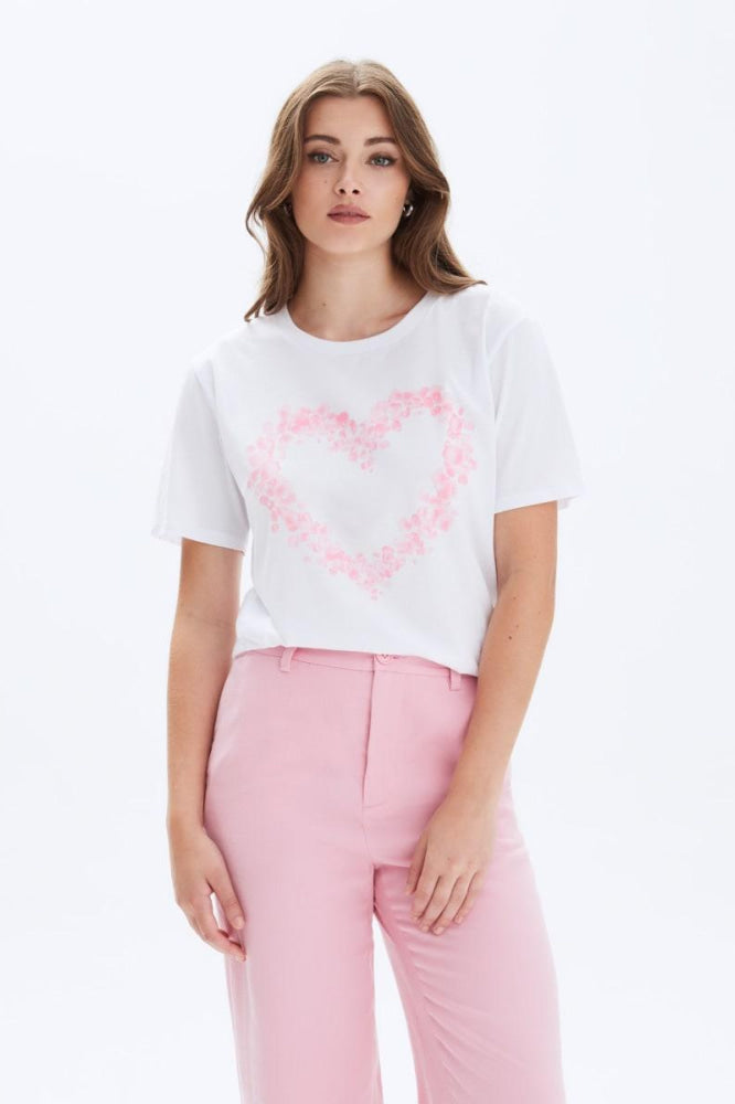 Heart Petals Wide T-Shirt - White - T-shirt
