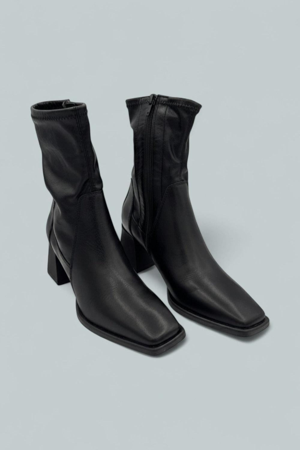 Hedda Ankle Boots - Black - Boots