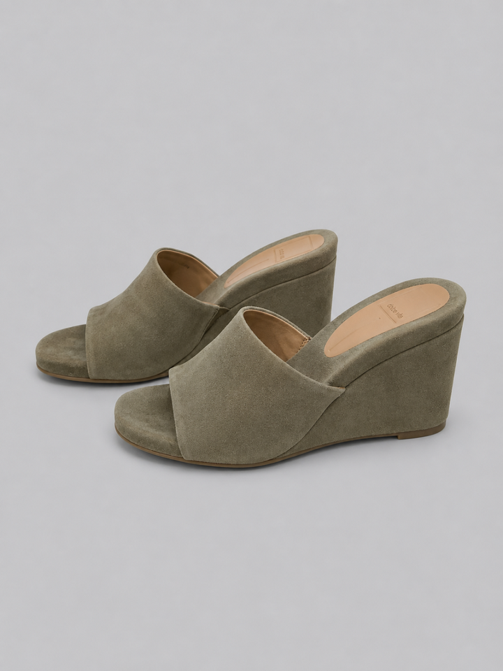 Holta Wedges - Olive Suede - 7MUS - Clog