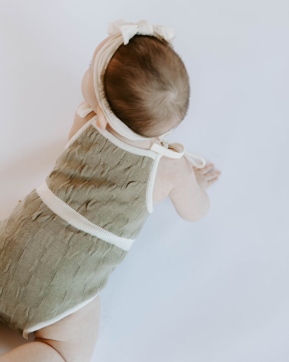 Organic Cotton Magnetic Bubble Romper - Truffle