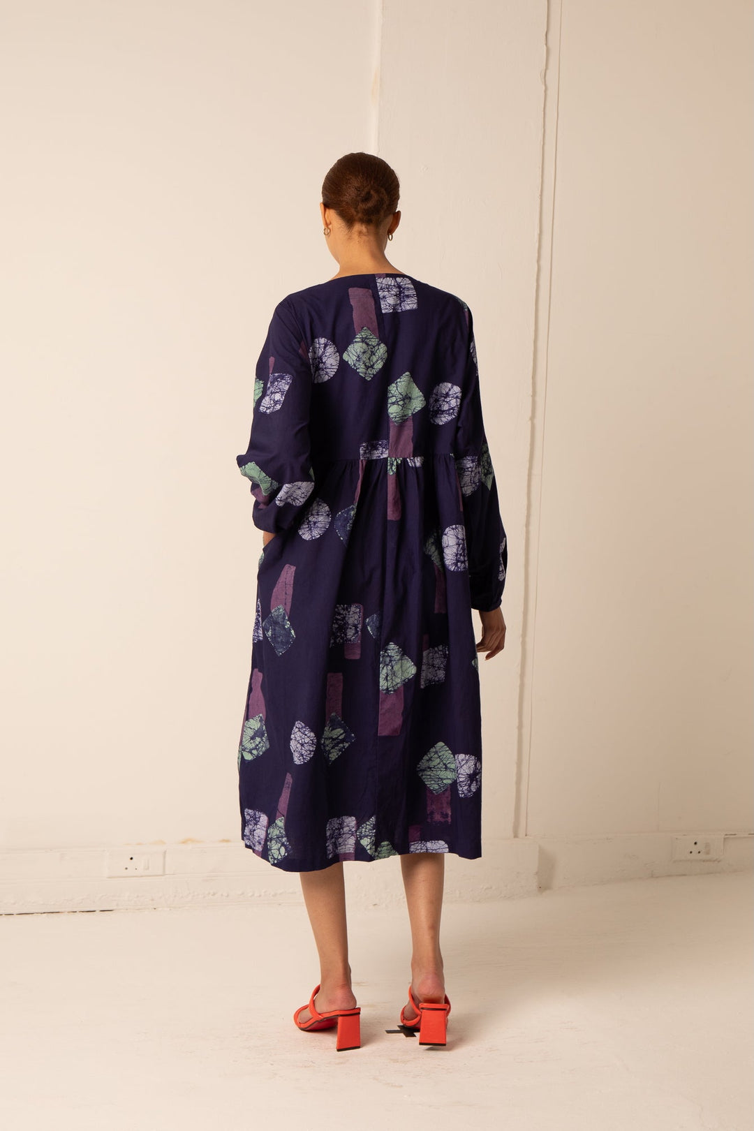 Mariam Dress - Location