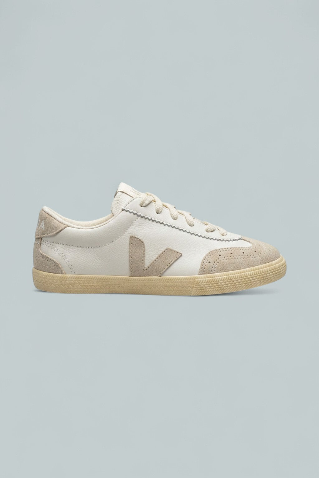 Volley - White Natural