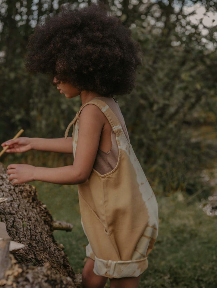 The Tie-Dye Dungaree Short - Camel tie dye