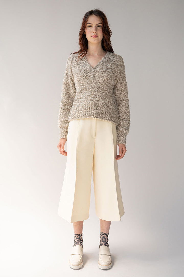 V Neck Boucle Pullover - Oatmeal