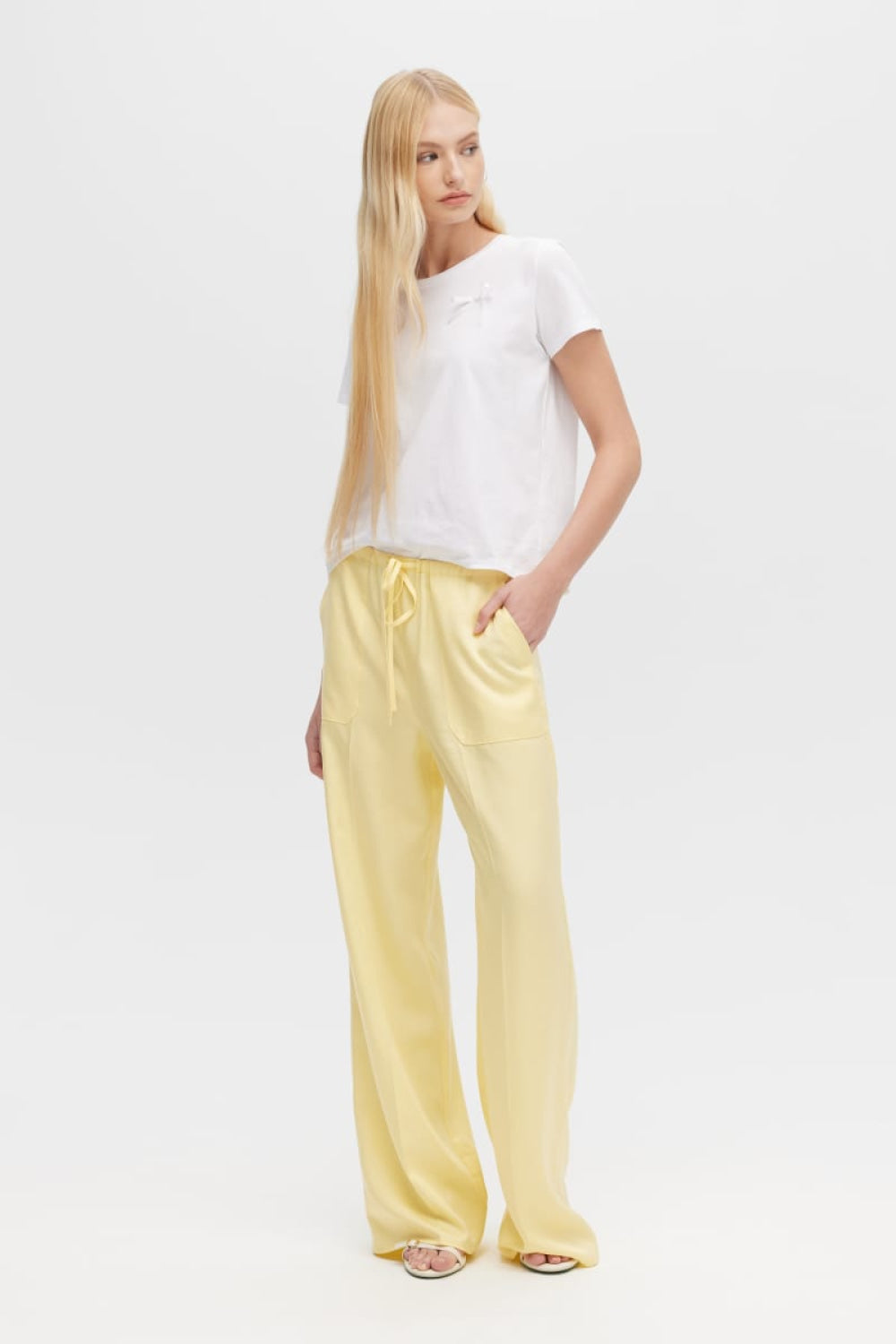 Jane Bow Perfect Tee - White - T-shirt