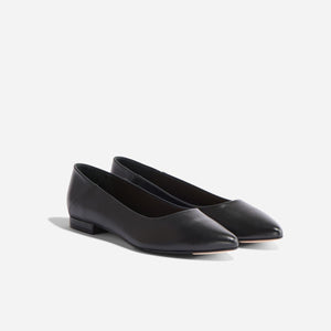 Fina Pointed Toe Flat - Black
