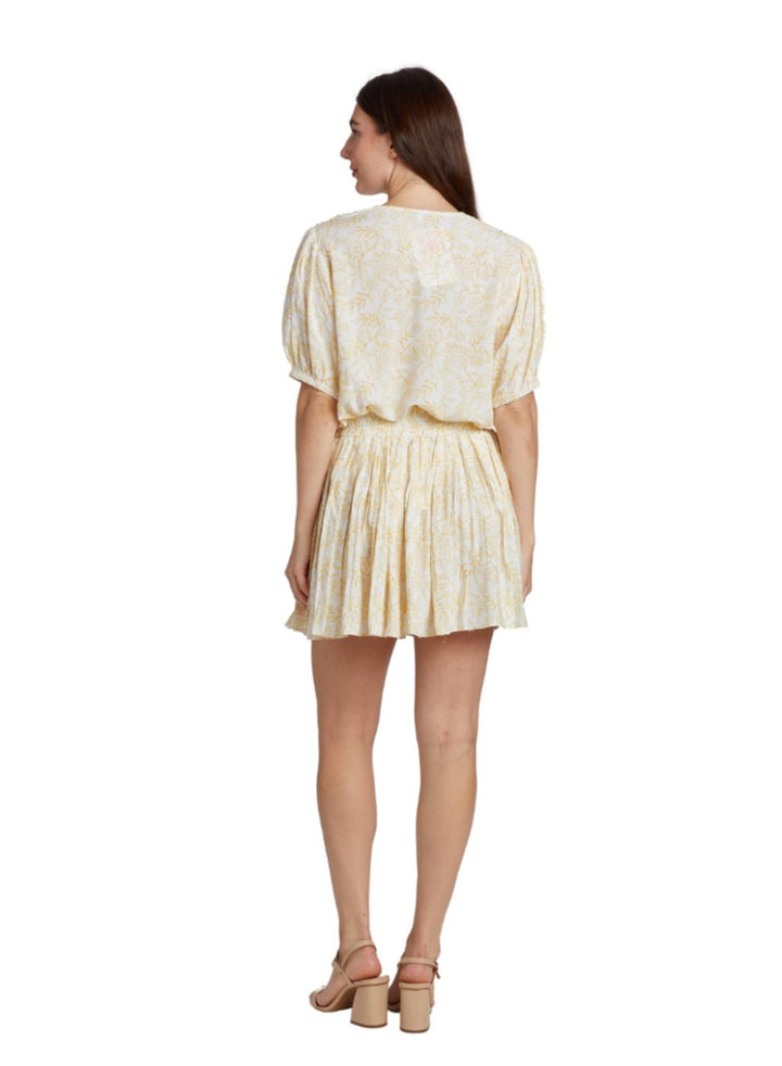 Kayla Pleated Short-Sleeve Top - Butter Florals - Medium