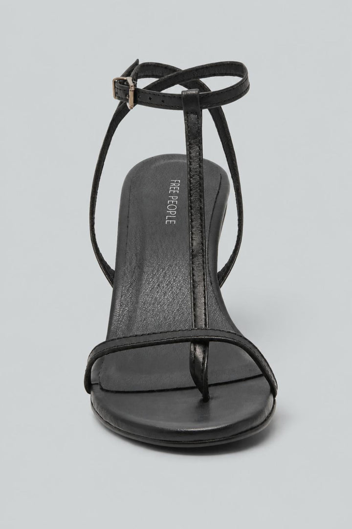 La La Land Strappy Sandals - Black - 8.5 - Flip Flops