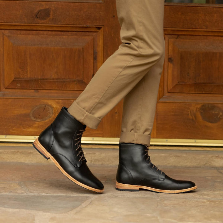 Everyday Lace-Up Boot - Black