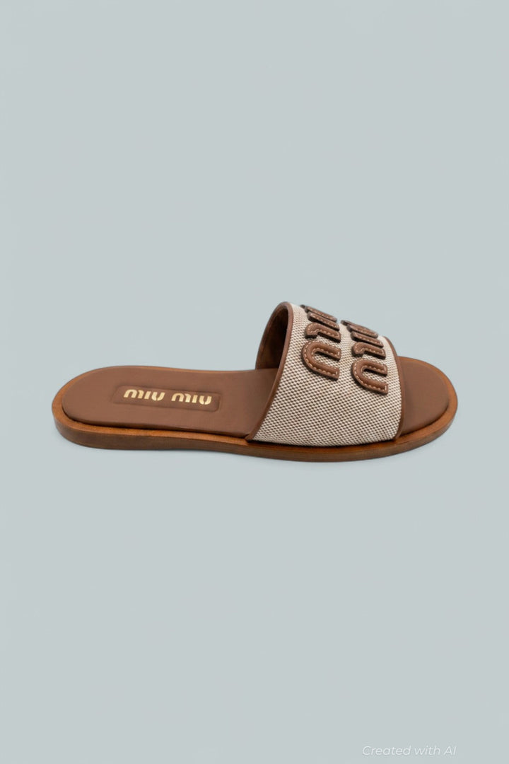 Logo Slide Sandals - Natura + Bra - EU 36 / US 6 - Sandals