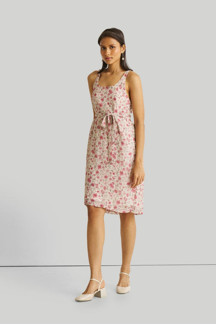Fitted Knee Length Dress - Petal fusion