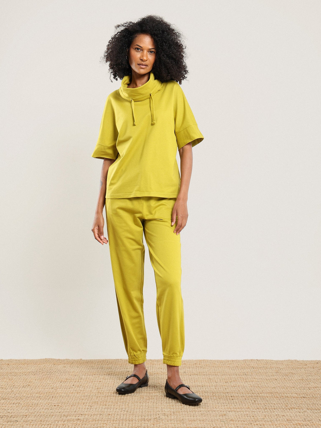 Eman Sweat Shirt - Avocado Oil