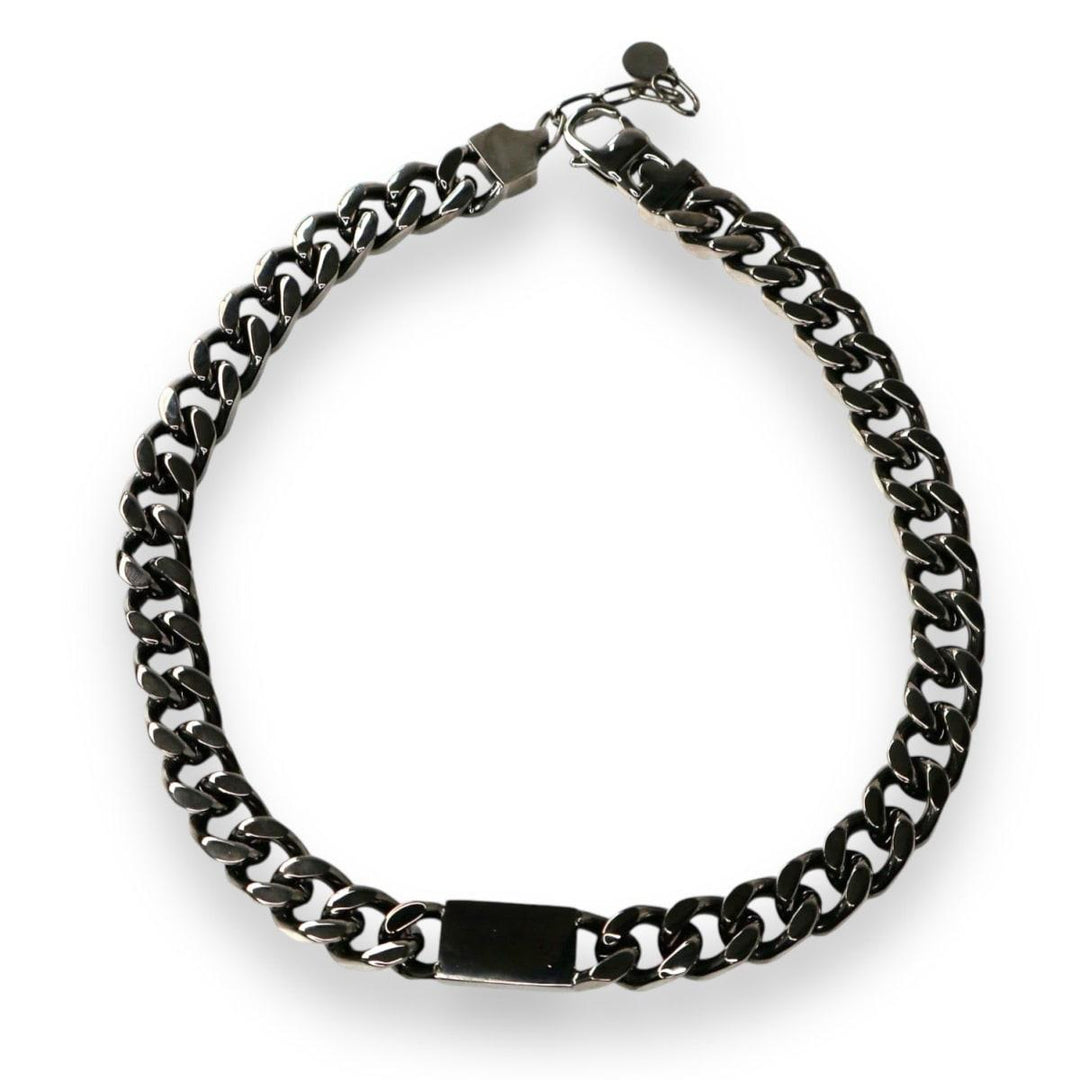 No One Id Necklace - Black