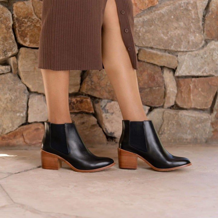 Heeled Chelsea Boot - Black - FINAL SALE