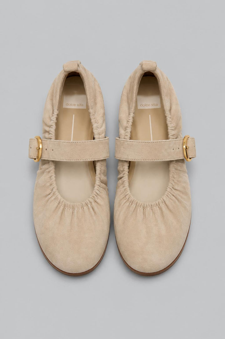 Women's Caely Flats - Sesame Suede