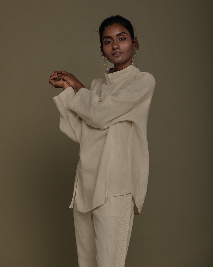 Monday Playlist Top - Sand Beige