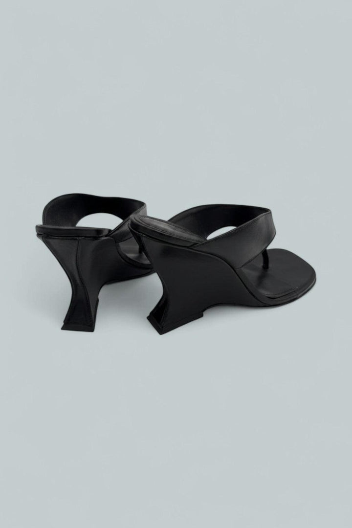 Maya Leather Sandals - Black Leather - 8.5 - Sandals