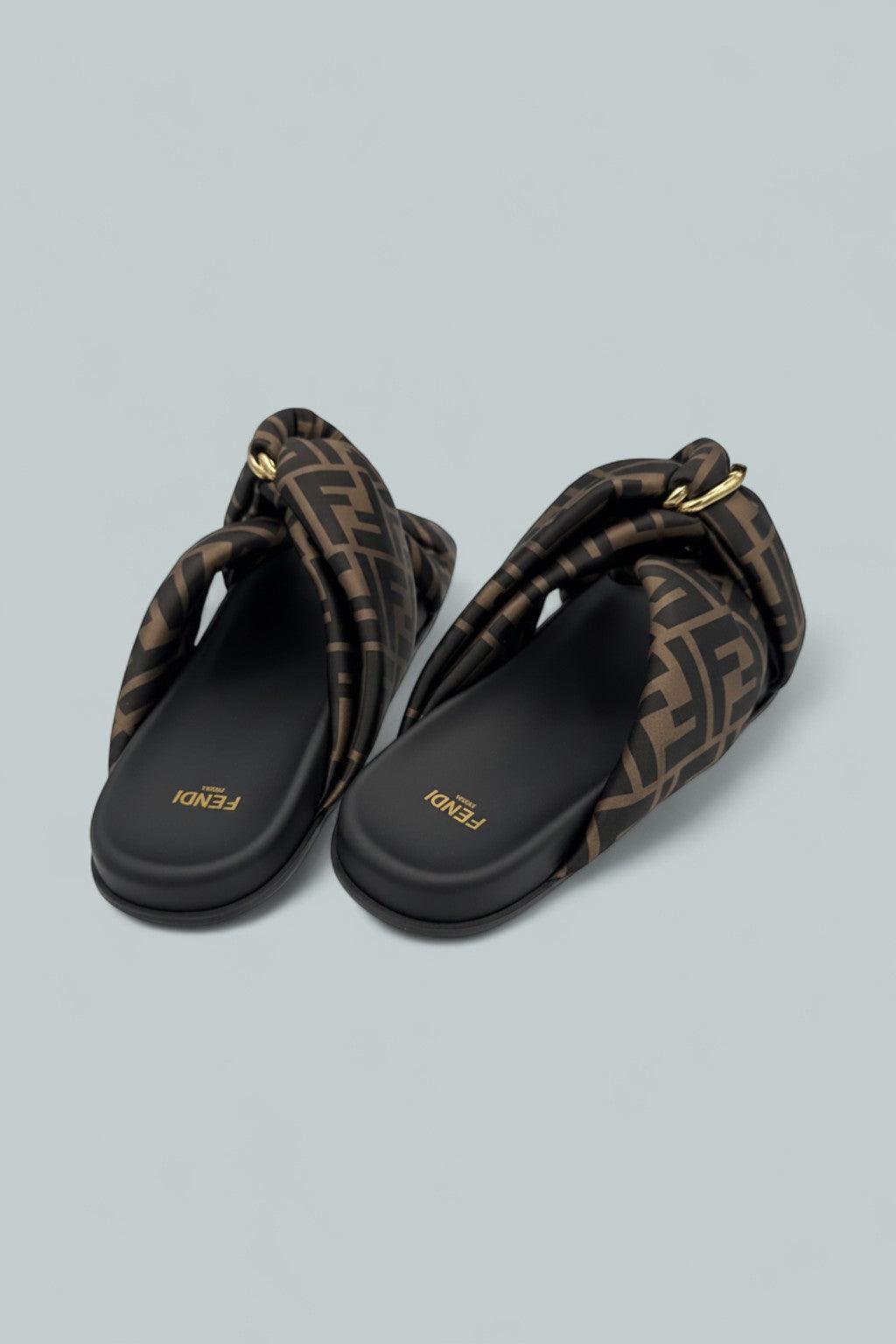 Feel Knot Slides - Tabacco Nero