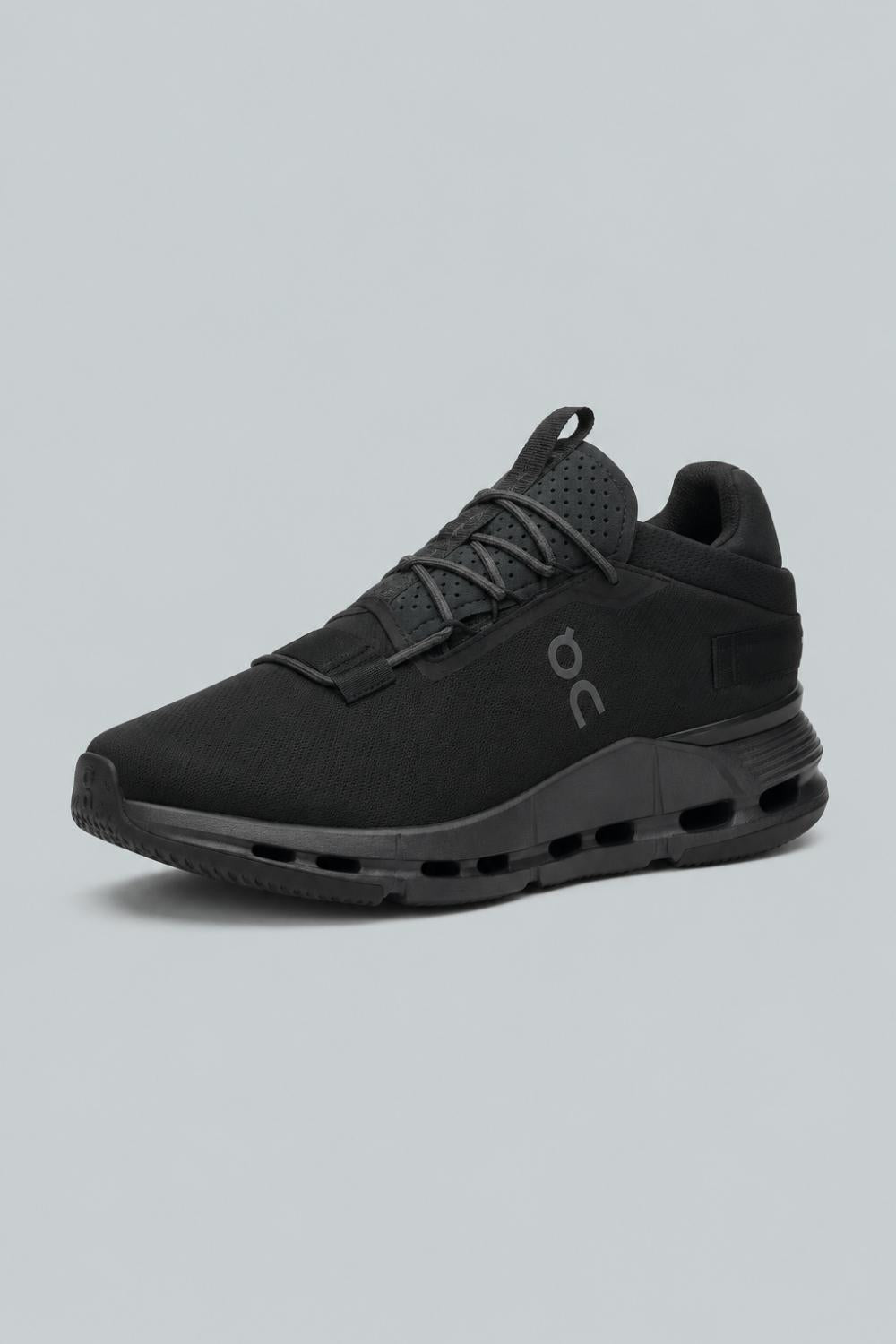 Men’s Cloudnova 2 Low Top Sneakers - All Black - 11.5 - Sneaker