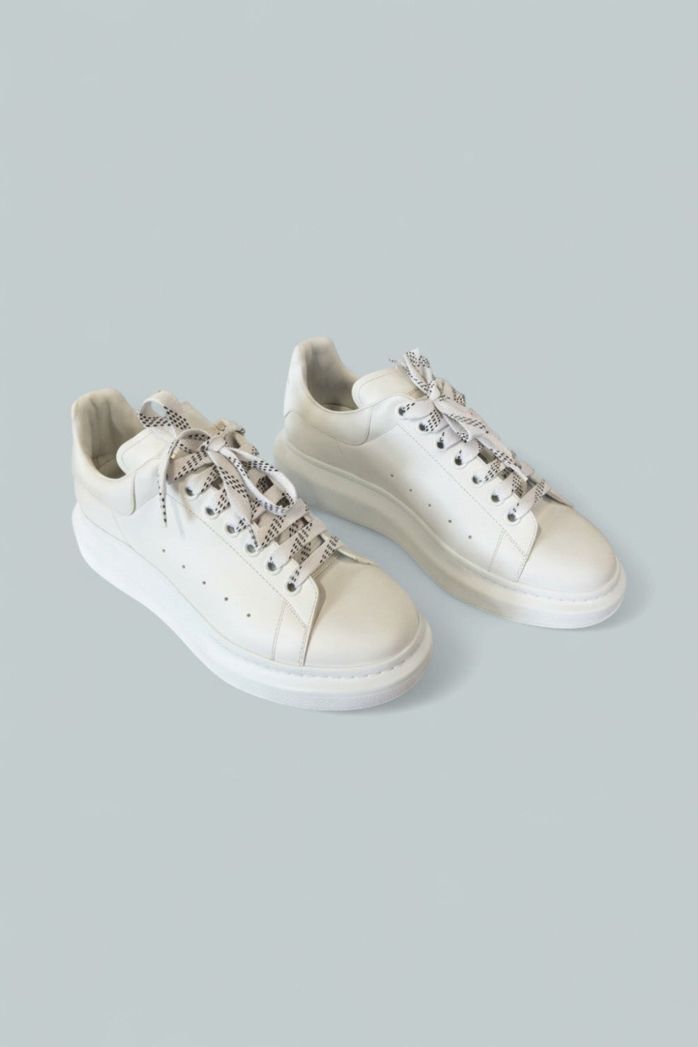 Men’s Oversized Sneakers - White - 9US / 42EU - Sneaker