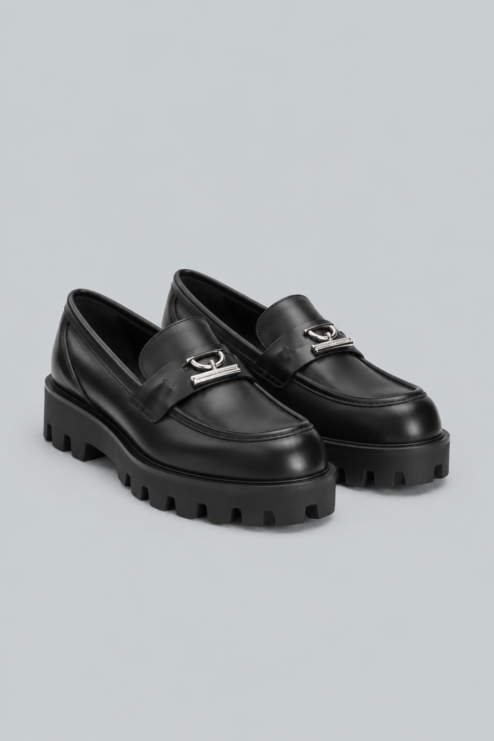 Men’s T-Bar Parachute Loafers - Black Silver - 9US / 42EU - Loafers