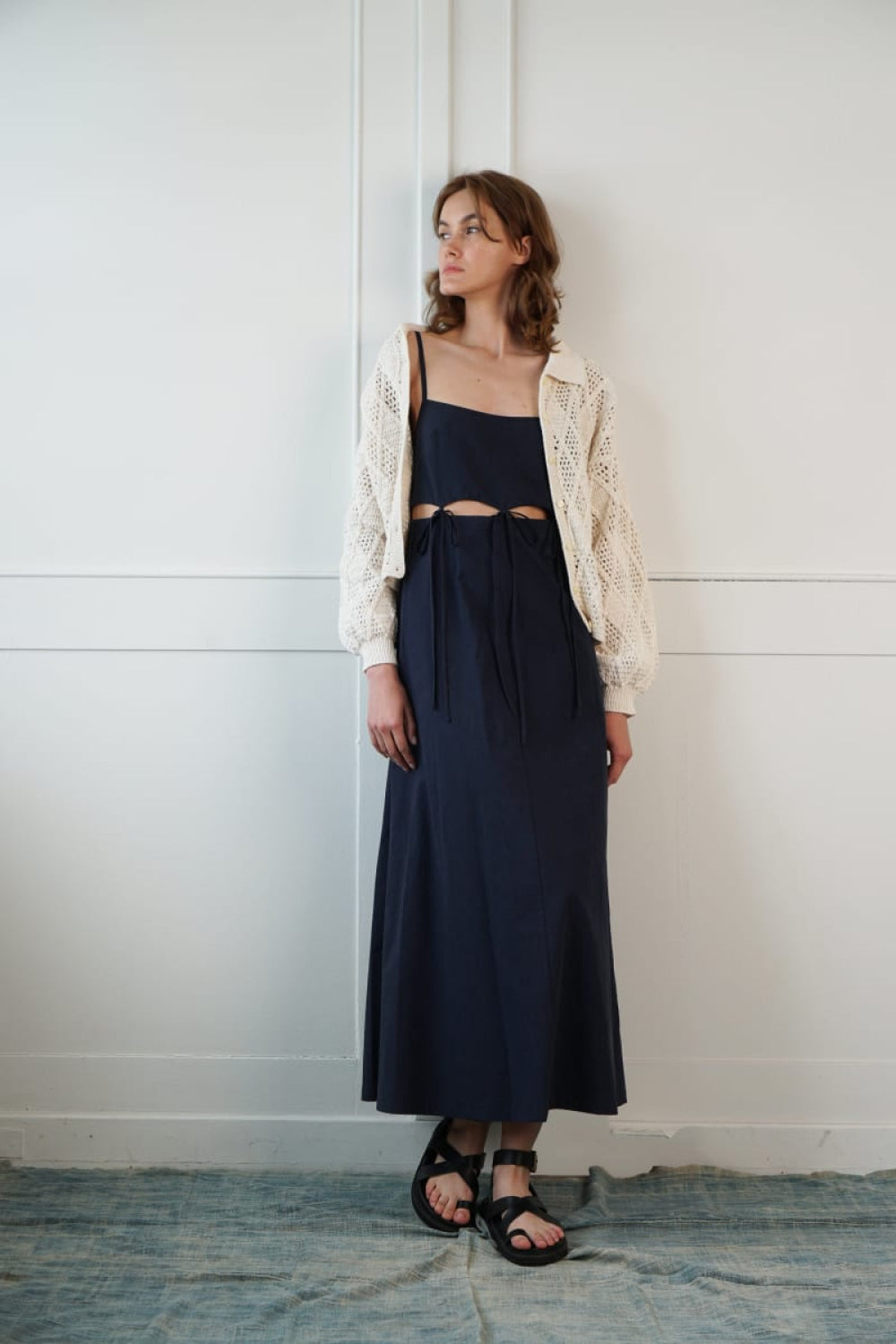 Meso Midi Dress With Tie Details - Navy - Dresses