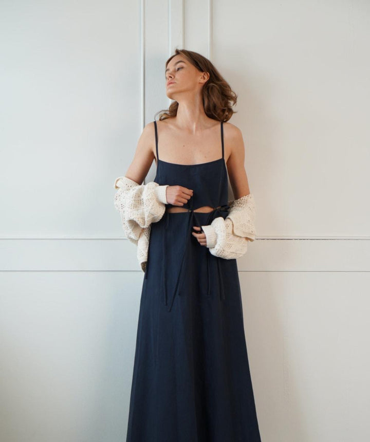Meso Midi Dress With Tie Details - Navy - Dresses