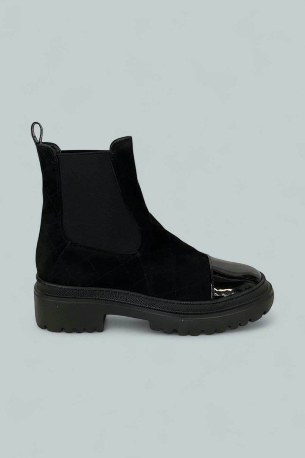 Women's Mary Beat Chelsea Boots - Black