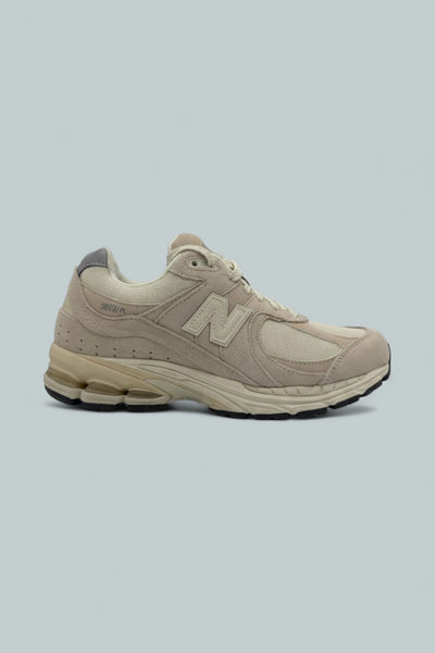 2002R Sneakers - Calm Taupe/Silver