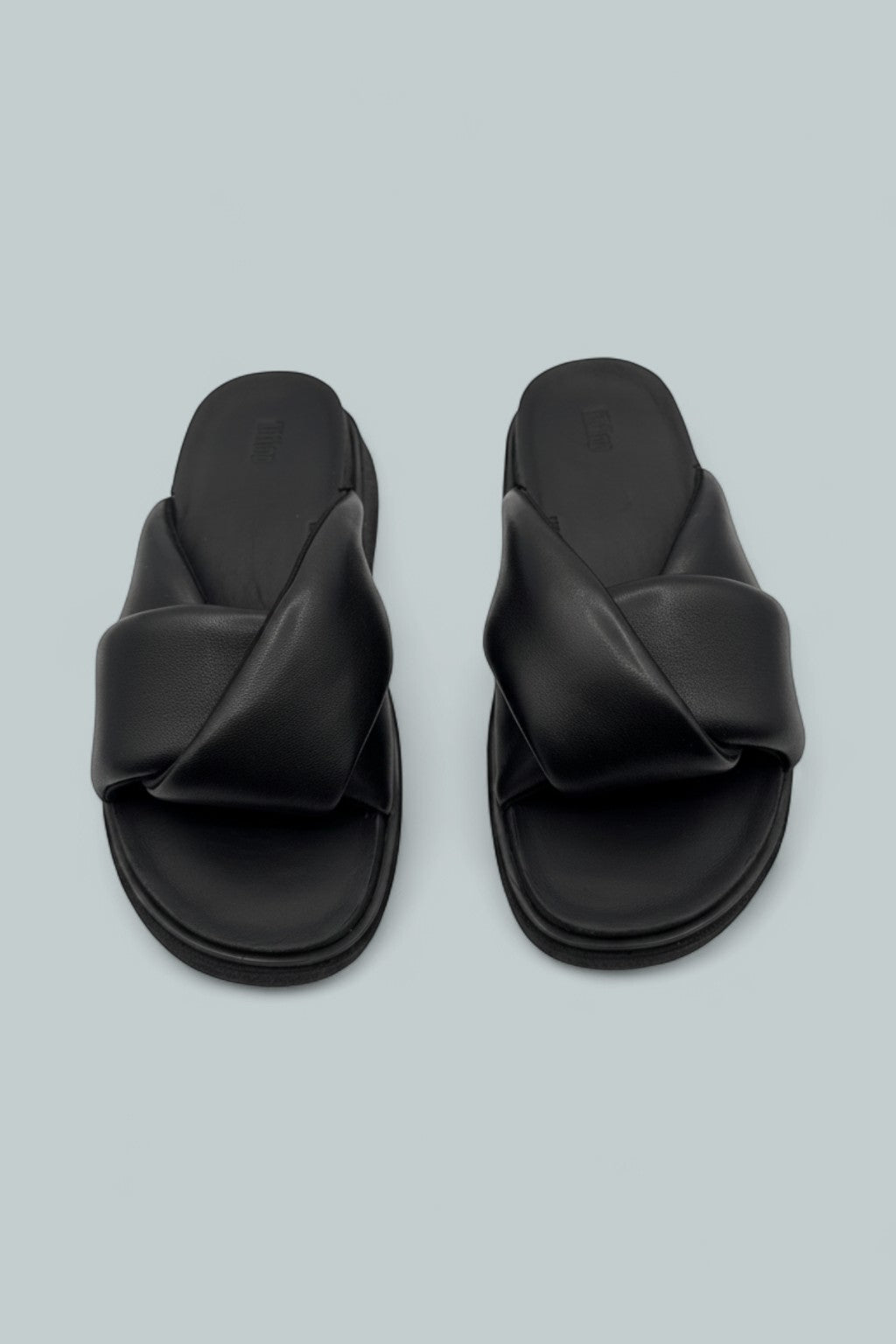 Women's Folded Leather Sandals - All Black