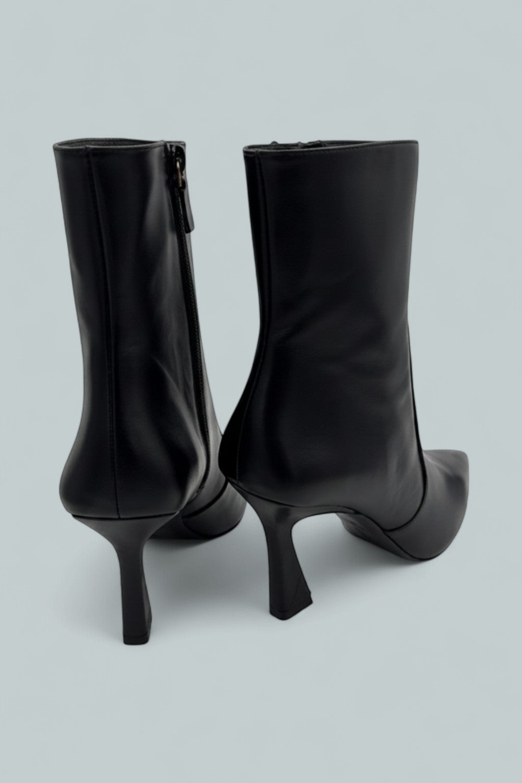 Vinnie 85 Booties - Black
