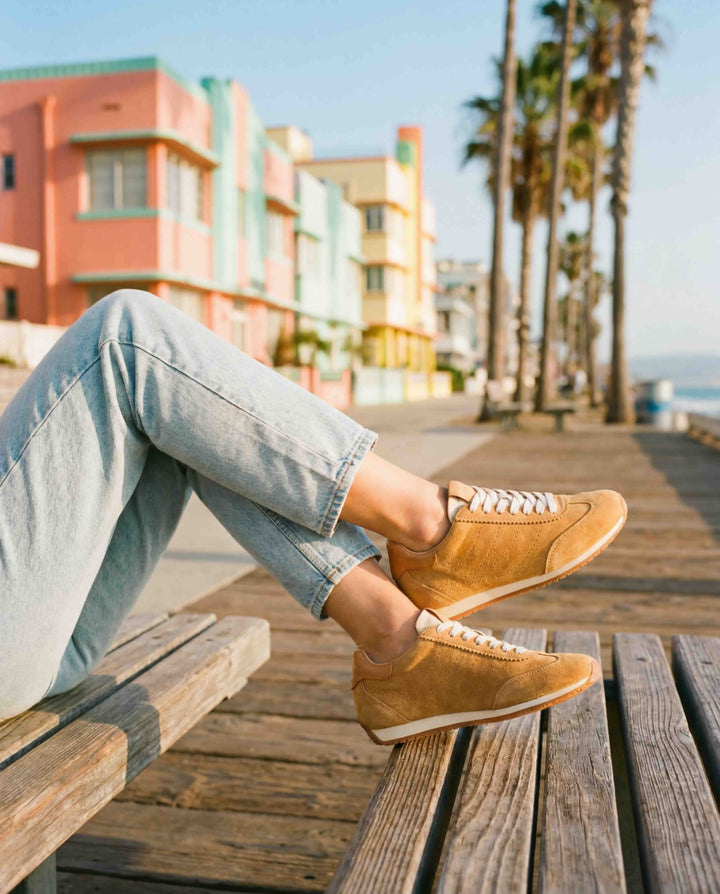 Oasis Runner II Suede Sneaker - Brown - Sneaker