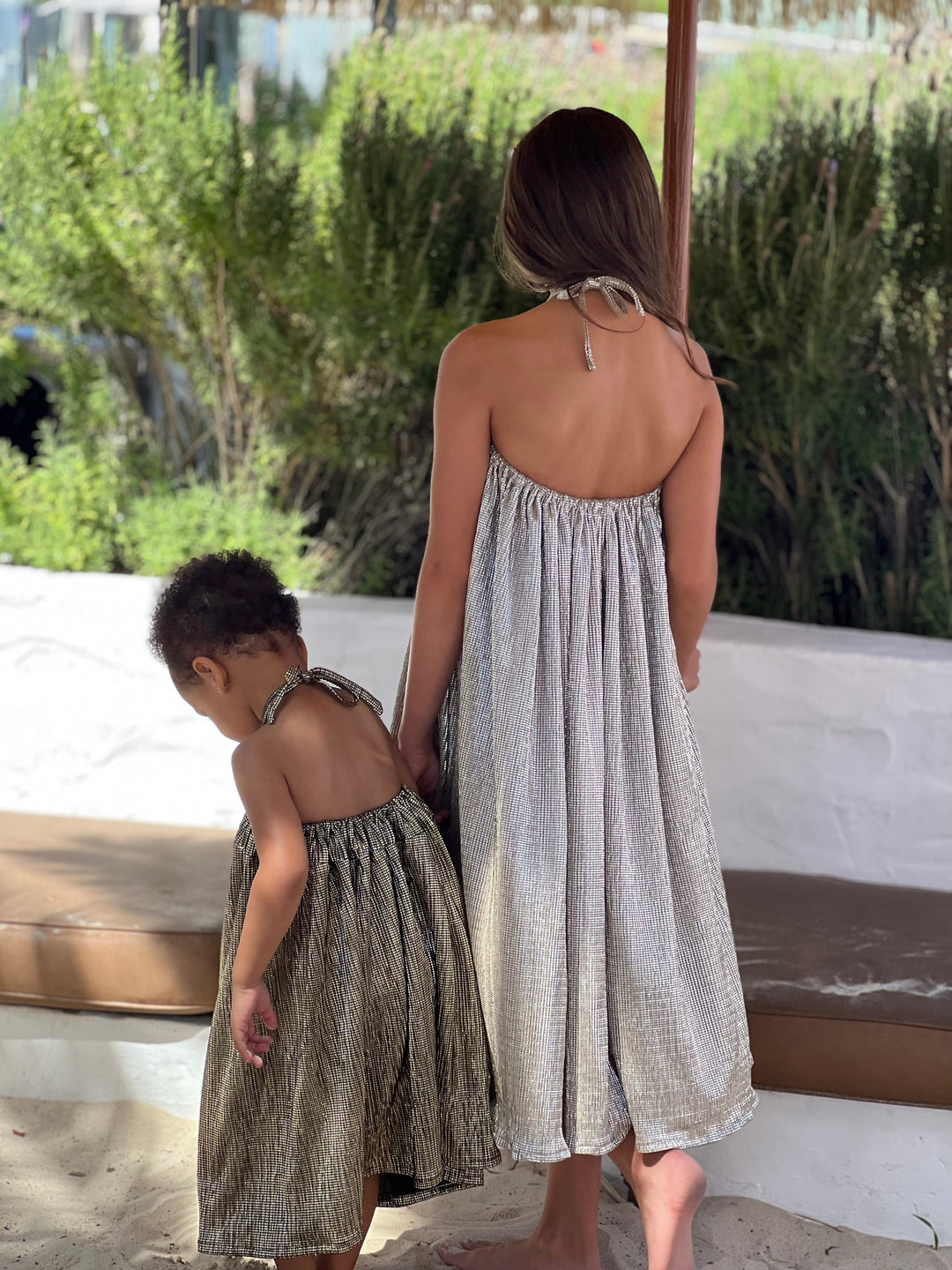 Dark Gold Shimmer - Gold