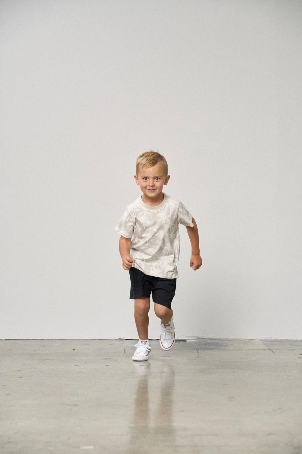 Palm Print Tee - Frost - T-shirt