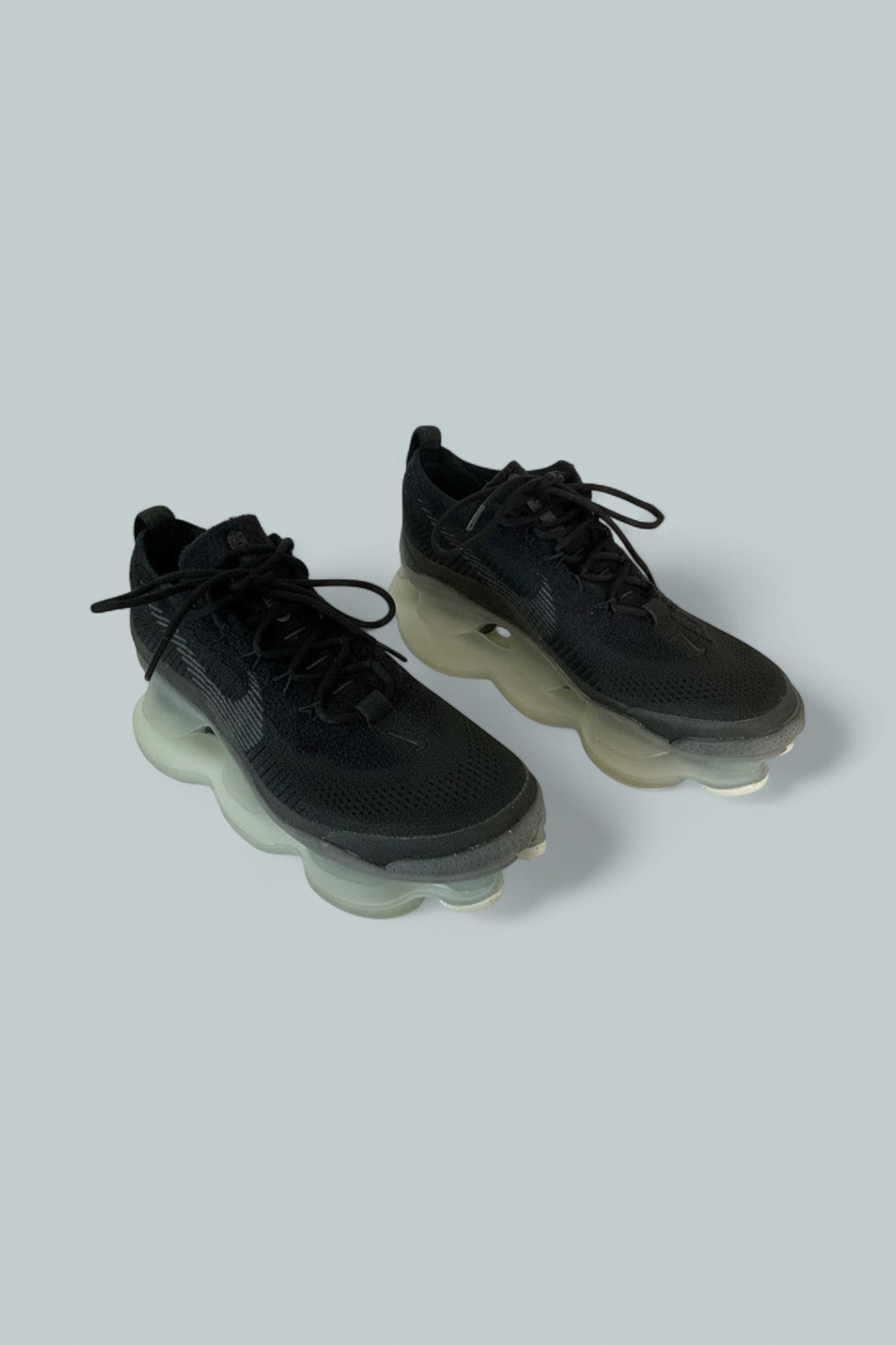 Vomero Premium Sneakers - Black/Mtdk